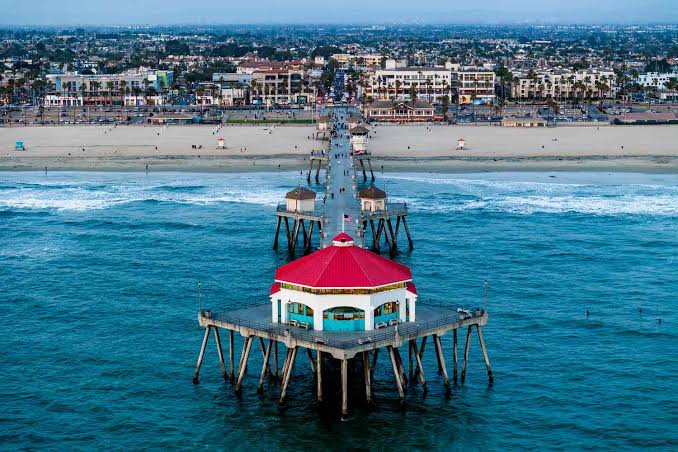 huntington beach pier